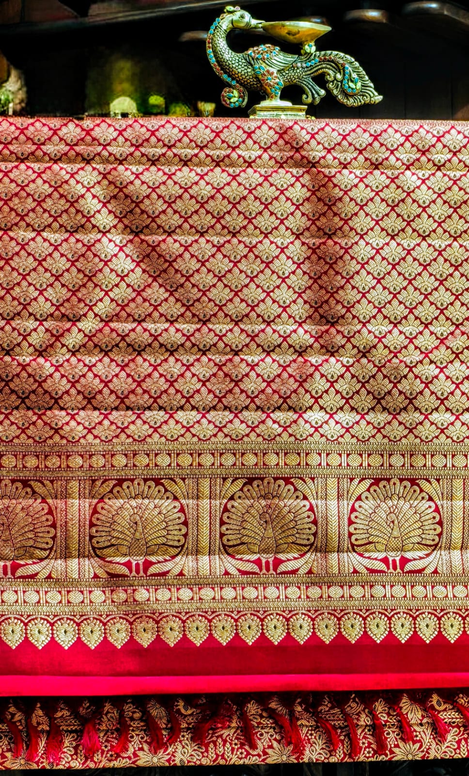100% pure Mulberry silk with pure zari completely hand woven
