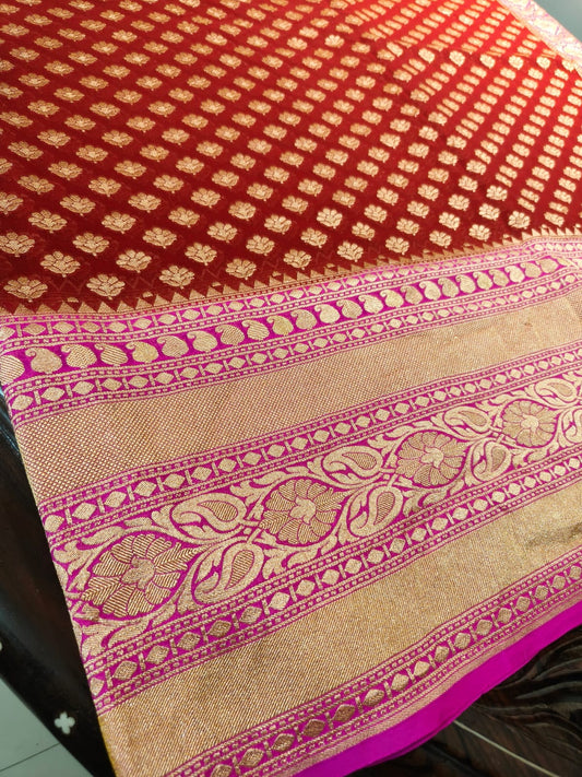 Pure 100% mulberry silk red and pink saree completely hand woven in pure zari