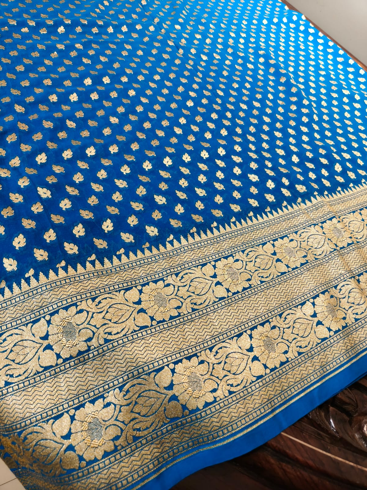 pure silk blue saree in sheer, and breathable fabric traditionally woven from 100% mulberry silk and pure zari completely hand woven