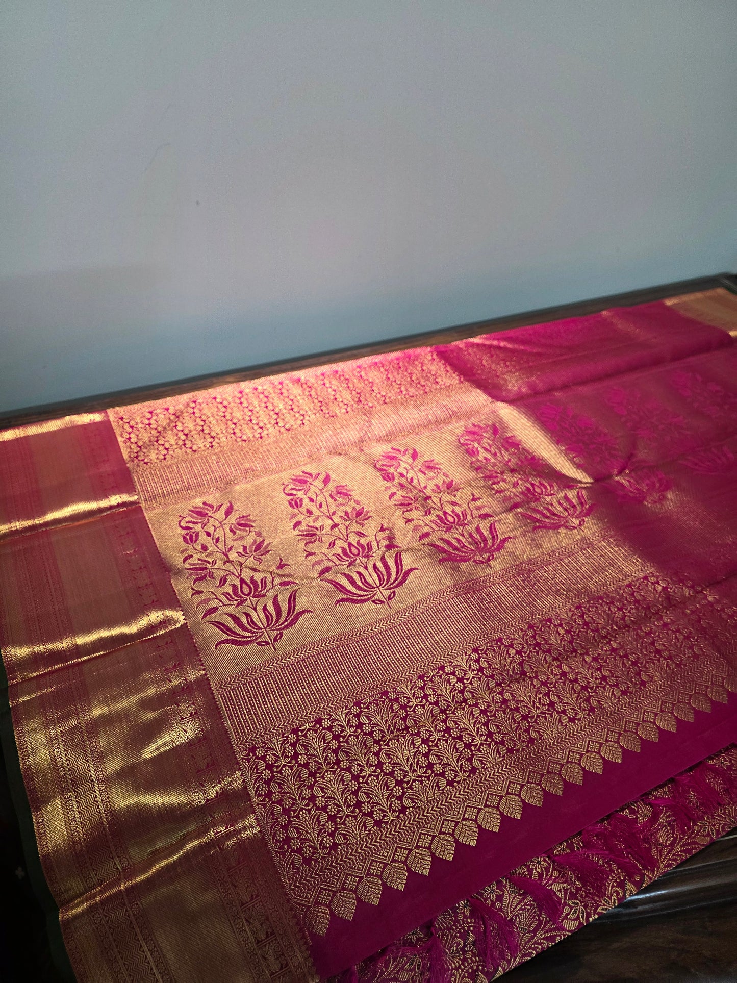 Pure 100% Mulberry silk saree with pure zari completely hand woven