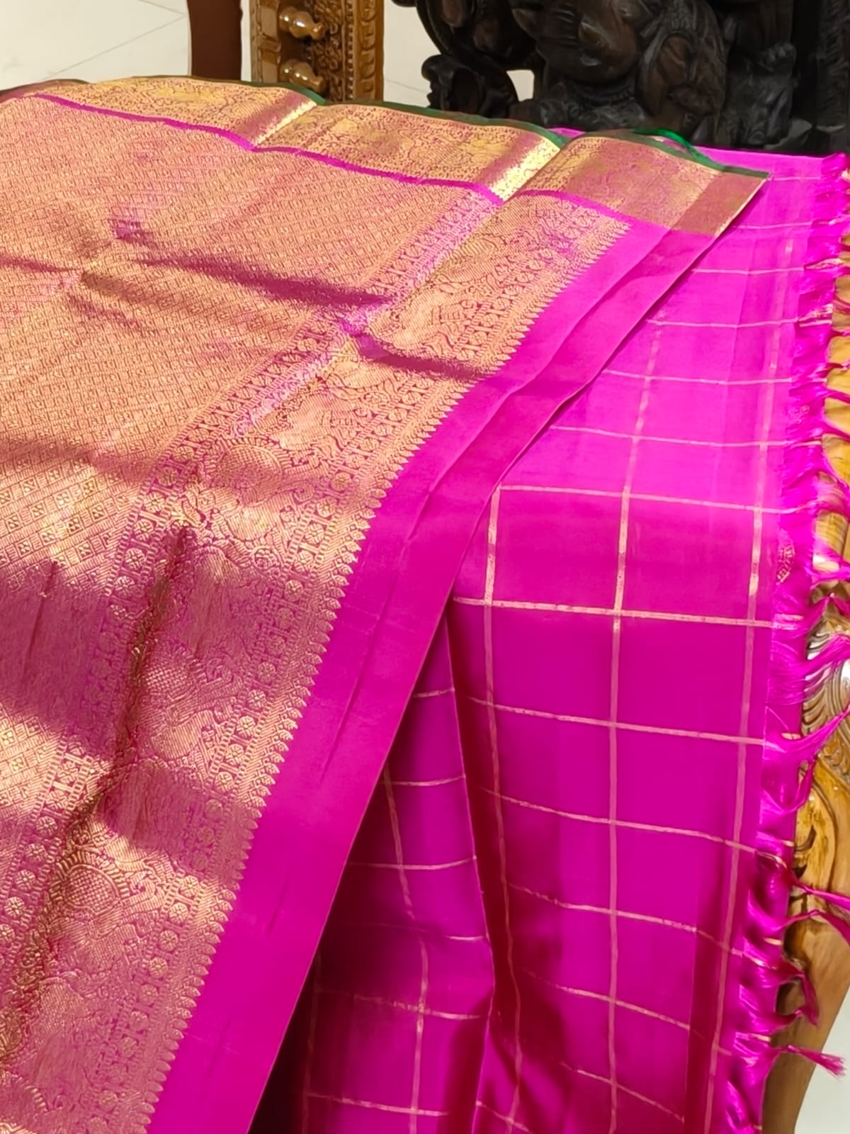 Pure 100% Mulberry silk saree with pure zari completely hand woven