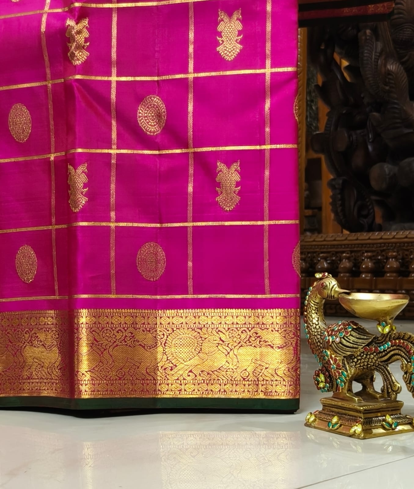 Pure 100% Mulberry silk saree with pure zari completely hand woven