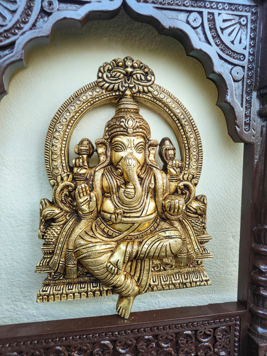 Ganesha with Prabhavalli