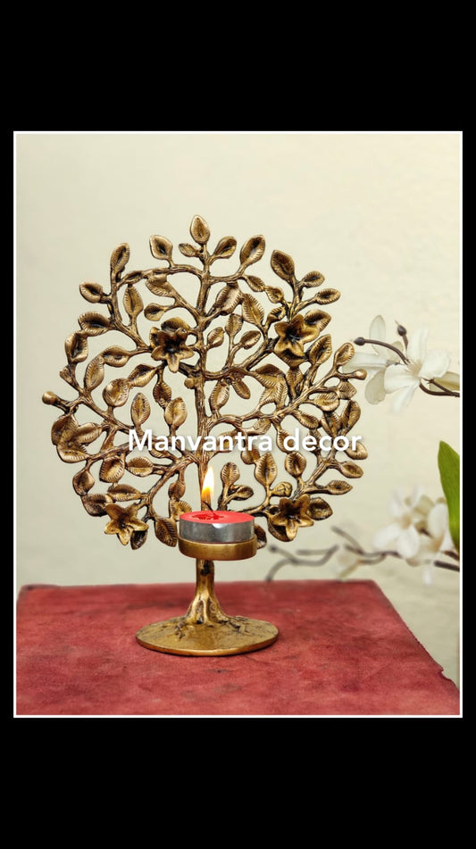 Small tree stand with tealight candle holders..